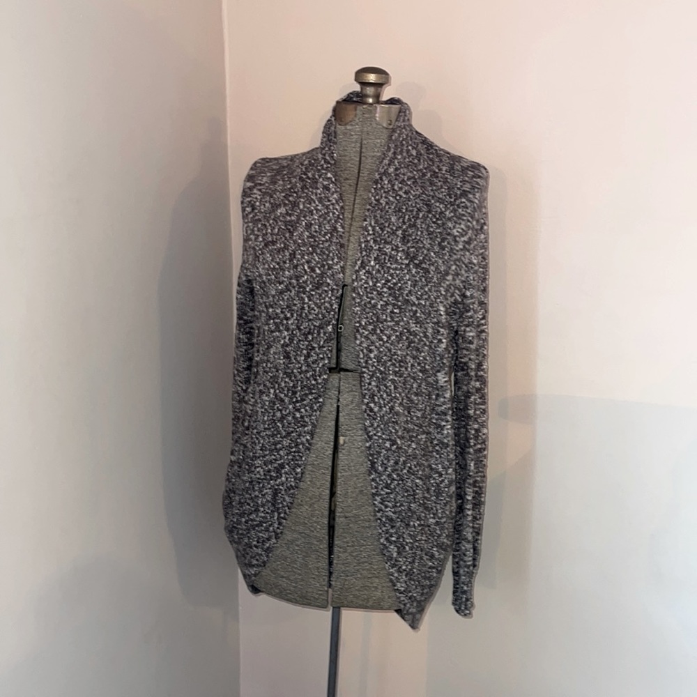 Forever 21 cardigan sweater